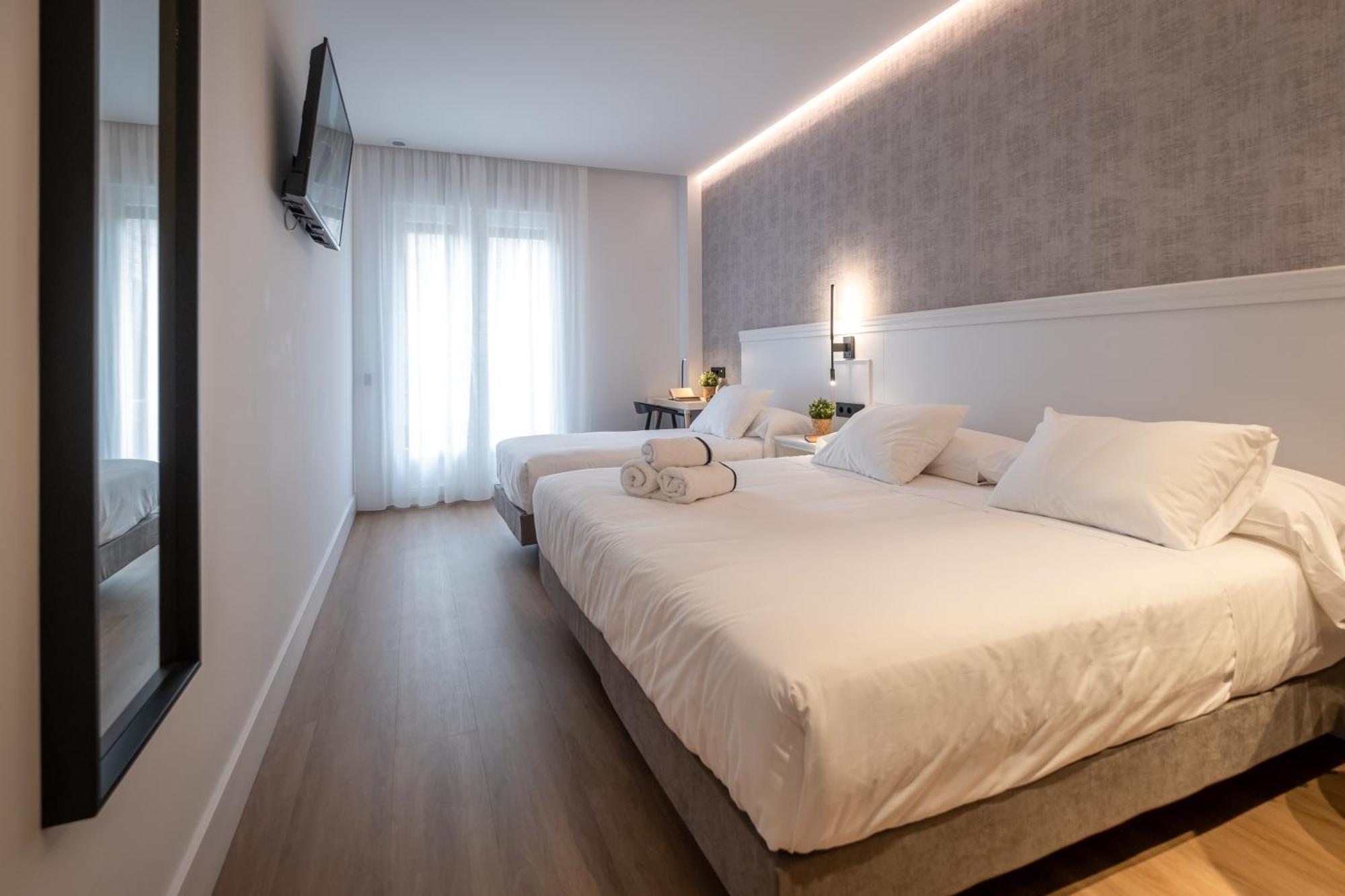 Principe De Vergara Rooms Lujo En El Centro De Logroño Exterior foto