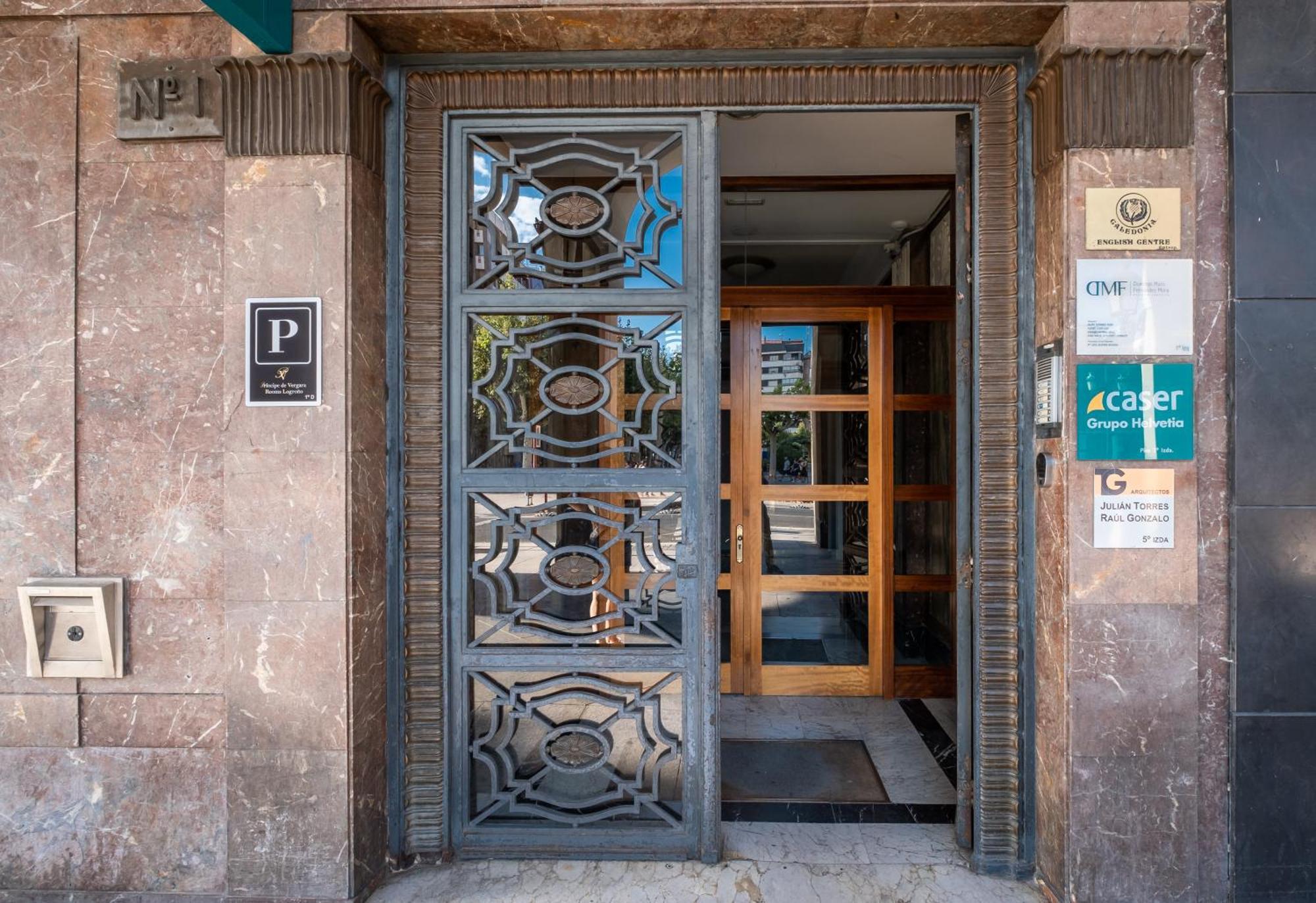 Principe De Vergara Rooms Lujo En El Centro De Logroño Exterior foto